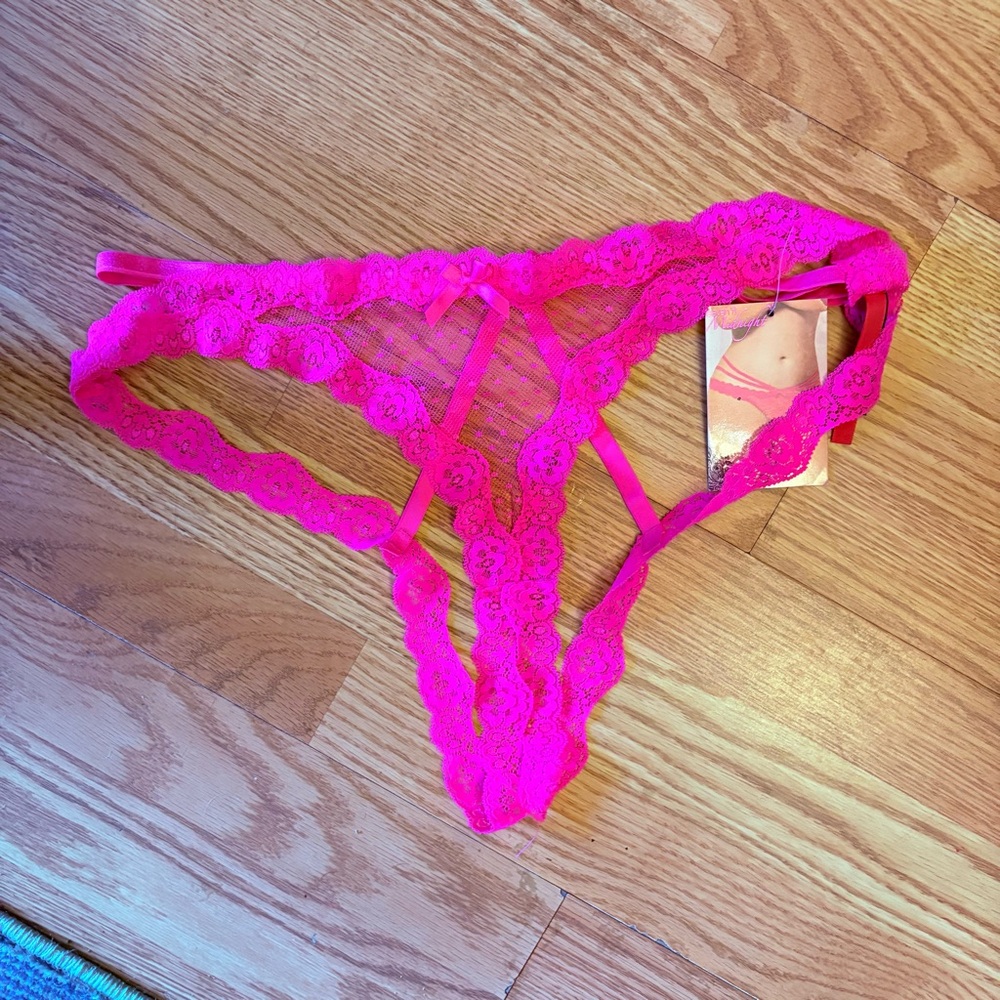 NWT Vibrant Hot Pink Lace Women's Panties Size 1 X Very Sexy Bondage